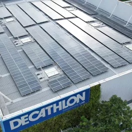 Top view image of the solar panels of Decathlon Lab in Singapore.